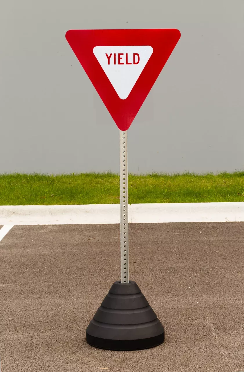 Zing Yield Sign Kit Bundle, with Base and Post